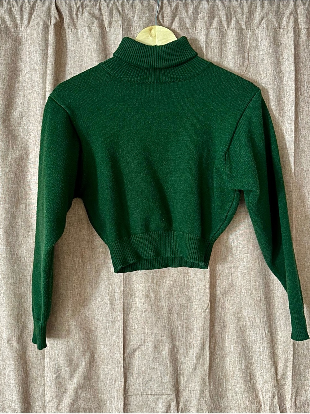 Zara Dark Green Cropped Turtleneck Sweater